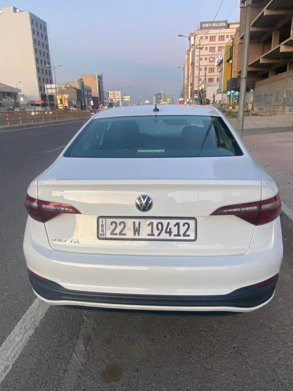 𝗩𝗼𝗹𝗸𝘀𝘄𝗮𝗴𝗲𝗻 𝗝𝗲𝘁𝘁𝗮 2023
* موديـــل 2023 S
*   مواســةفات : كوشيـن هـيتةر . سوكـان هـيتةر. ويل كروم . رادار دةعامي پشتو پيـش .  تةحديد سورعة  خةتـي جادة . مودي گيـر س .  بريكـ بةصمة گيچ إلكترونية 
*  ماوةي رويشتـن : ٥١ هةزار كيلۆ مةتر
*  صبوخ : چةملاغ دوو دةرگا سبوخ پيشو پشت كةپس
*  بــي ايرباگـ هةموو شتيكـ بةشةرت 

3VWCM7BUXPM19041

*            *********** أربيل, العراق
