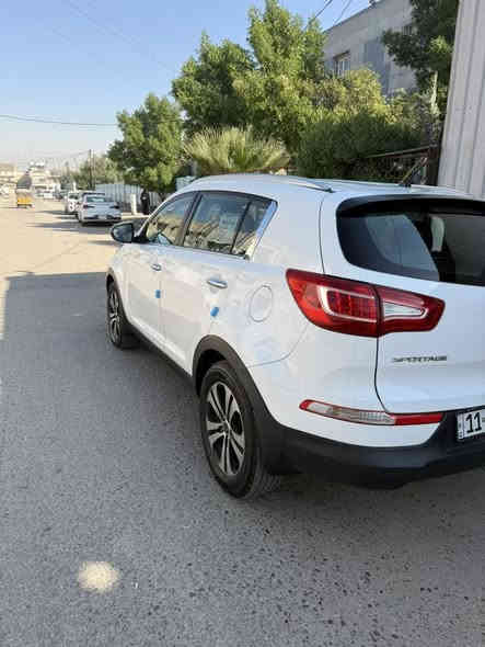 السلام عليكم سبورتج2011 خليجي 
مكينه 2000دوش كير مكينه مكفول 
رقم بغداد انكليزي بسمي مكفوله من الصبغ والتبديل
تحكمات ستيرن 
مري شفط 
اشاير بل مري 
كامره
ثلاجه بل جكمجه
صدر جديد امامي خلفي 
تخم تاير جديد السيارة ماشيه 115
السونار داخل المنشور
السعر 144
المكان بغداد
رقم الهاتف ***********
غير متواجد ع الفيس
