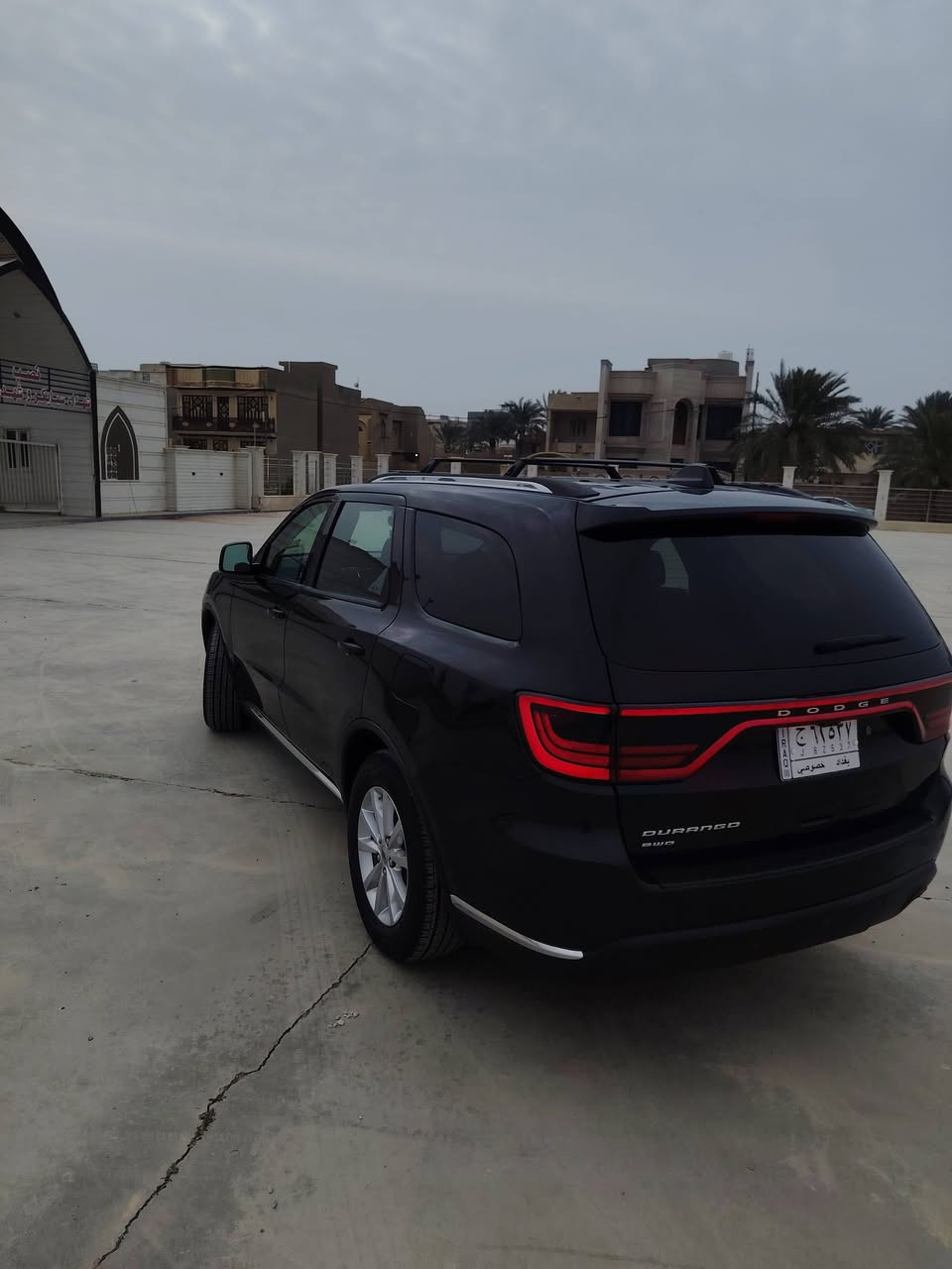 بسم الله الرحمن الرحيم 
دودج دورنكوا ٢٠٢١ sxt plus
مواصفات
1 - نظام دخول ذكي بدون مفتاح
2-تشغيل عن بعد
3 - كشن السايق كهرباء
4-المحرك V6 3.600 
5-شاشه +كار بلي +اندرويد اوتو
6- سماعات عدد 6 دمام + تحكم من خلال الشاشه 
7-تحكمات ستيرن ما عدا الرادار ومثبت المسار 
8- سبعة راكب 
9-تحكم منفصل بلمناخ 
10- ثلاث قطع تبريد
11- بصمة عدد 3 + الصندوق بصمة
12-رادار توقف ذاتي 
13-كامره دواره 
14- LED نهاري 
15-مرآة وسطيه تعتيم تلقائي 
16-مرايا جانبيه هيتر 
17-ثلاثة انظمه للقياده ECO/NORMAL/SPORT
18- دبل بصمه
19- ماشية 100.000km وقابل للزيادة 
حادث امريكا قبق الجنطه فقط وتم تبديله بنفس اللون بدون صبغ 
ملاحظه: السياره ما بيها اي حادث داخل العراق 
تبديل الدهن كل 3000km(يعني كل رأس شهر) 
السياره بدون ايرباك +الاحزمه والايرباكات كلها شغاله
السعر 30.500$  وبيها مجال
 السيارة كلش حلوه تفاصيل اكثر اتصل واني بالخدمة داخلها يموت اسود وبيج 
مكان السيارة واسط الكوت
للاستفسار اكثر //***********  متوفر باي وقت
