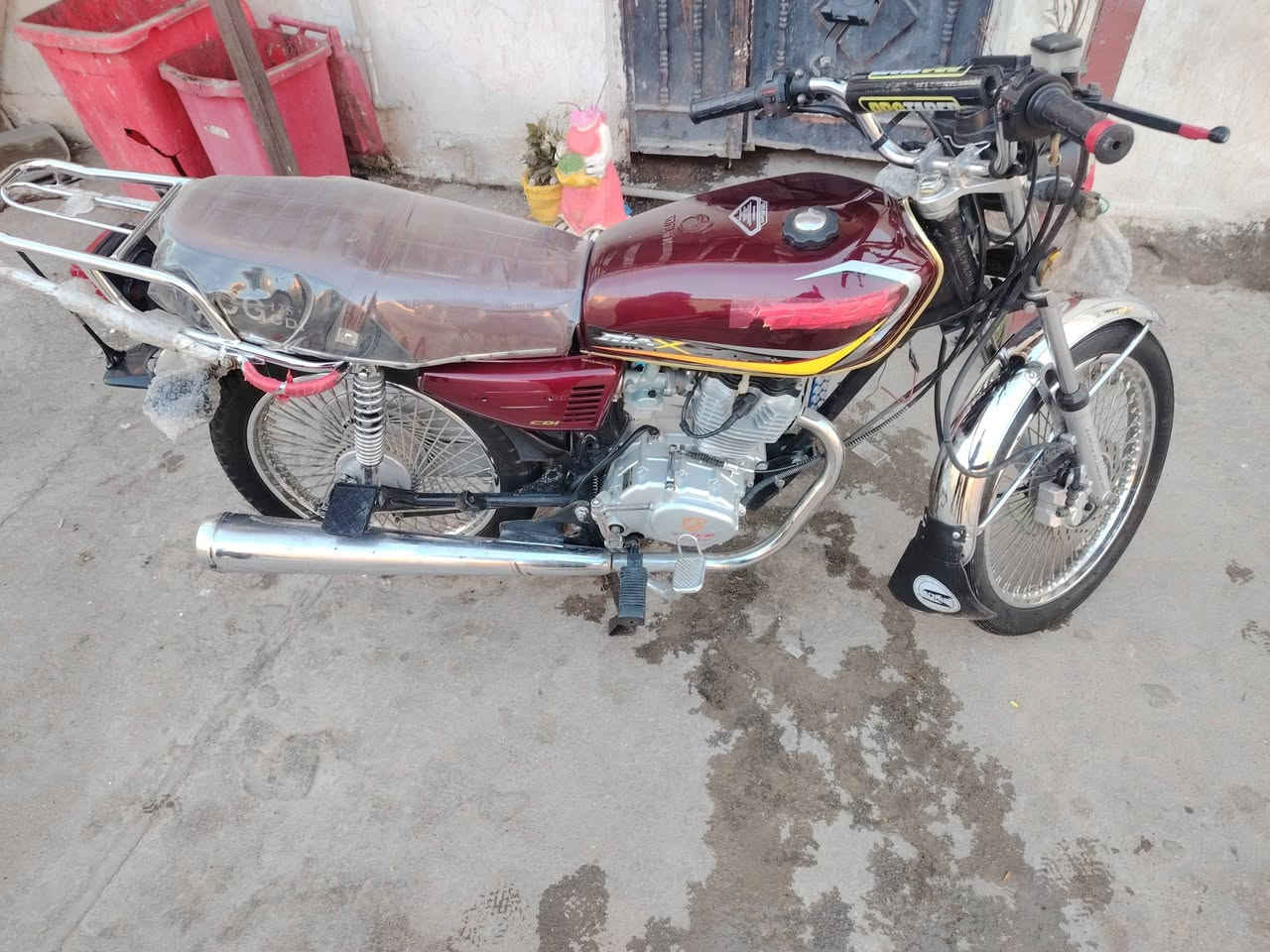 تايگر
السلام عليكم
إيراني 4 گير للبيع موديل 2023 محرك نضيف مامفتوح بالشرط للبيع السعر 425 وبيه مجال


**إذا كنت صاحب هذا الإعلان وتريد حذفه لأي سبب، رجاءا أرسل رسالة إلى الدعم الفني**