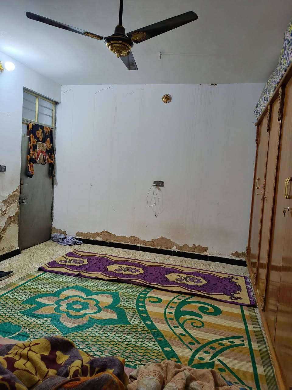 بيت ميه متر مربع بل حميديه هاذ رقمي بس واتساب ***********
