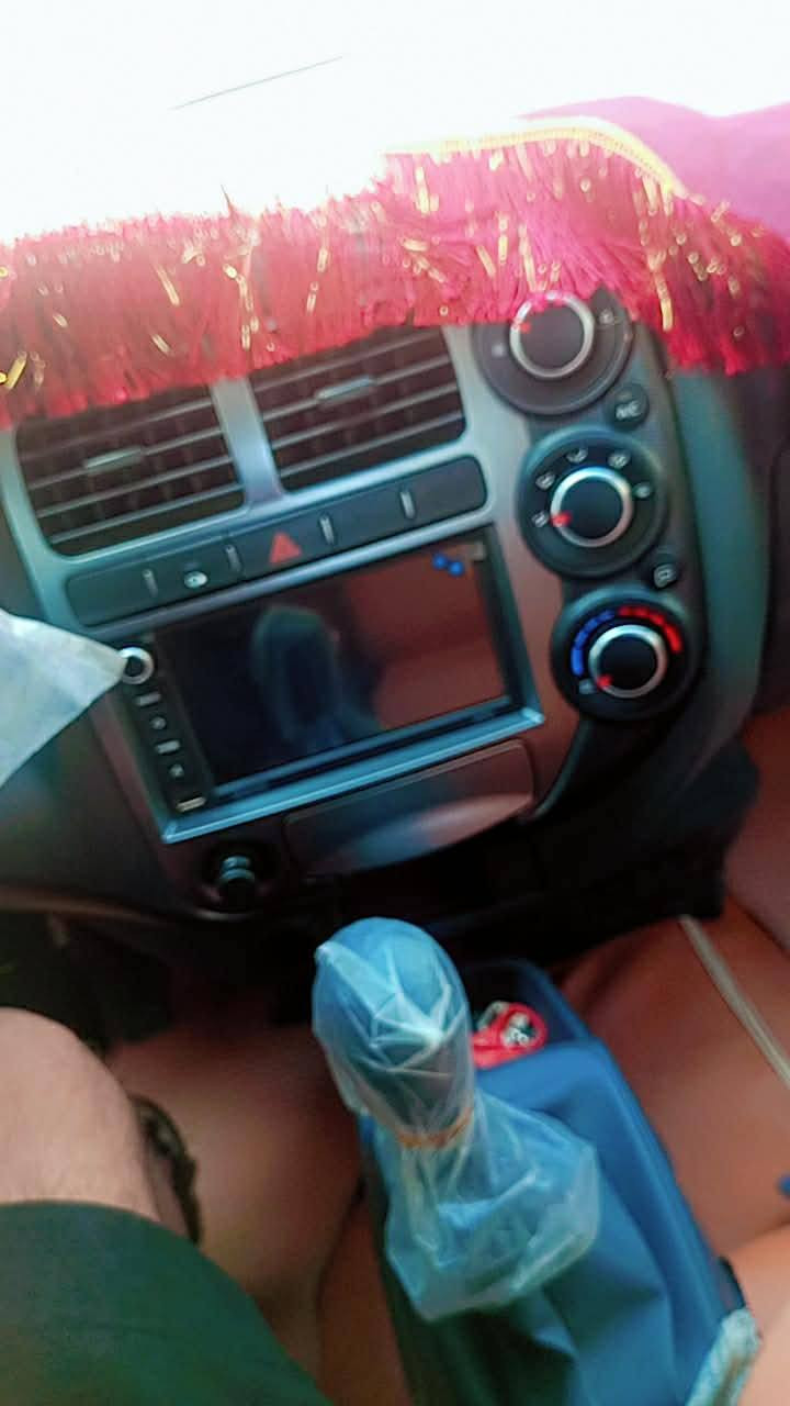 كيه للبيع موديل ٢٠٢٥ سياره مال بيت مطالعه يعني الوك بلخير ع الي ياخذها رقم بابل انكليزي تحويل ثاني يوم السعر ١٧٦ وبيه مجال بسيط مكان خان النص اتصل على الرقم ***********
