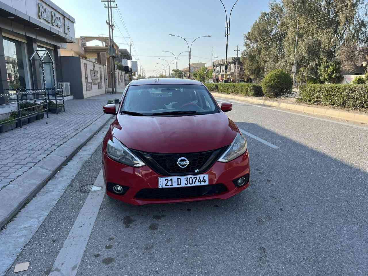 السلام عليكم 
نيسان سينترا موديل 2019 فئة SR
ضرر بونيد وجاملغ بدون ايرباك ودواخل 

مكان السيارة ديالى خانقين
السعر 127 وبي مجال بسيط 
للاستفسار ***********
