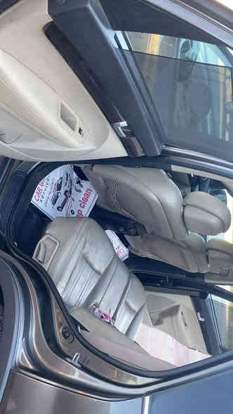 تحيه طيبه السلام
سورنتو 2014 
وارد امريكي 
6 سلندر 7 راكب 
3300 محرك 
حادثها فقط مازدة لايت وشويه من الدعاميه 
تحكمات استيرن جهتين 
بصمات عدد 3
اناره بيضاء ترحب عند البصمه 
اناره ترحيب كلمة سورنتو
شاشه اصليه 
شاشة عطلات ديجتال بلدشبول 
كشنات جلد 
كشنات تدفئه تبريد 
اناره حمراء الاربع بوب
بانورما 
حساس خفض صوت فان التبريد عند الاتصال بلموبايل
مري شفط 
اشاير بلمري
زنون ابيض بلوجكتر ولايت 
تعقب مسار 
حساس اطارات 
بلوتوث
محرك كير غير مفتوح
سماعات انفنتي
8 ايرباك
8 سماعات +تويترات صغار في الخلف
سستم نيكل ستيل اصلي سورنتو
كراسي كهرباء عدد 2
مانع تزحلق
وبعد هواي مواصفات 
السياره فول EX
ماشيه 125 ميل حقيقي 
عل ايدي 
رقم بغداد باسمي سنوي لغايه شهر 11
2026 
السعر 175ورقه بيها مجال 
أي استفسار 
*********** 
مكان بغداد كرخ
