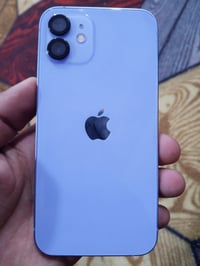 آيفون ١٢ • ١٢٨ • بطارية ٩٣