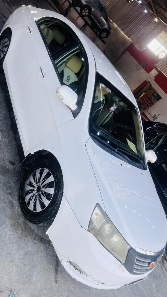 جيلي ام كراند موديل 2015 رقم مثنى سنوية نافذة   تحويل ثاني يوم.    حدادية نص عمر كير ومكينه صافيات 
السيارة حلوة 
غرامات السنوية تنزل من سعر
مكانها السماوة 
السعر 39 وبيها مجال 
***********
