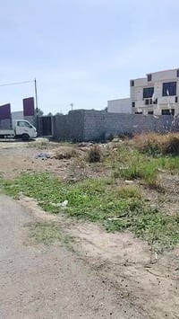 اسلام عليكم المساحه 850 البيت 175 السعر170 نوع العقد سند 25 تحويل مباش...