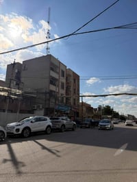 بيت ركن • سكني/تجاري • مربع الاقتصاديين