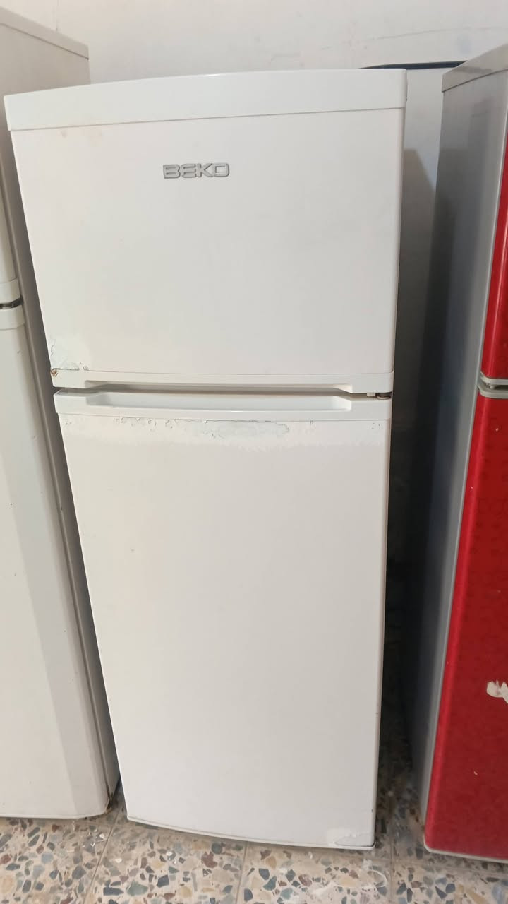 سلام وعليكم معرض البركة مستعدون لبيع وشراء الاثاث المنزلي العنوان سبع البور سوق ال 4000 قرب جامع الرشيد الاستفسار تصال عل رقم ***********. واتساب لدينا اسطه فتح وشد الغرف التركي يوجد توصيل داخل بعداد ***********
