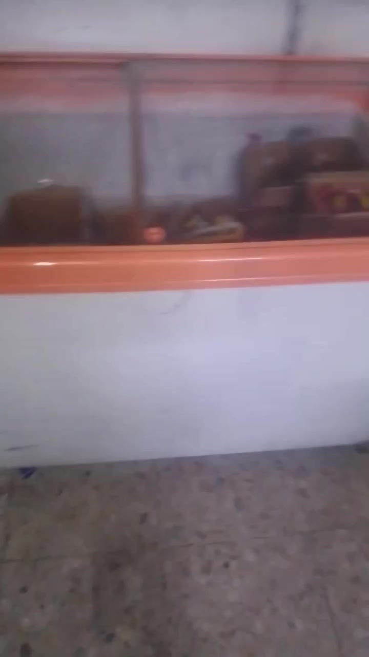 للبيع برادات ومجمده رقم *********** واتساب
