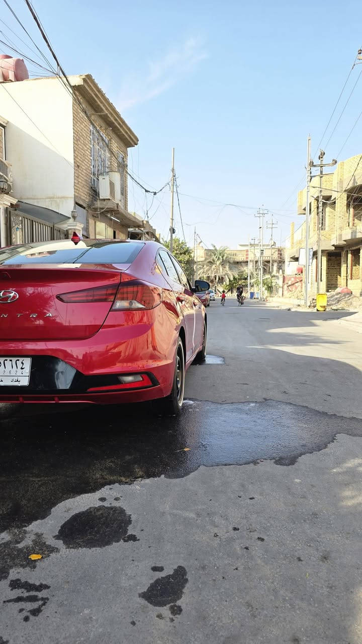 النترا 2020 سياره نص فول 
رقم بغداد مشروع وطني
كيرAT
سياره مانقصه اي شي ماشيه 85
سعر 125قفل لاتعاملني 
مكان كربلاء طويريج للستفسار لانتصال عل ***********
