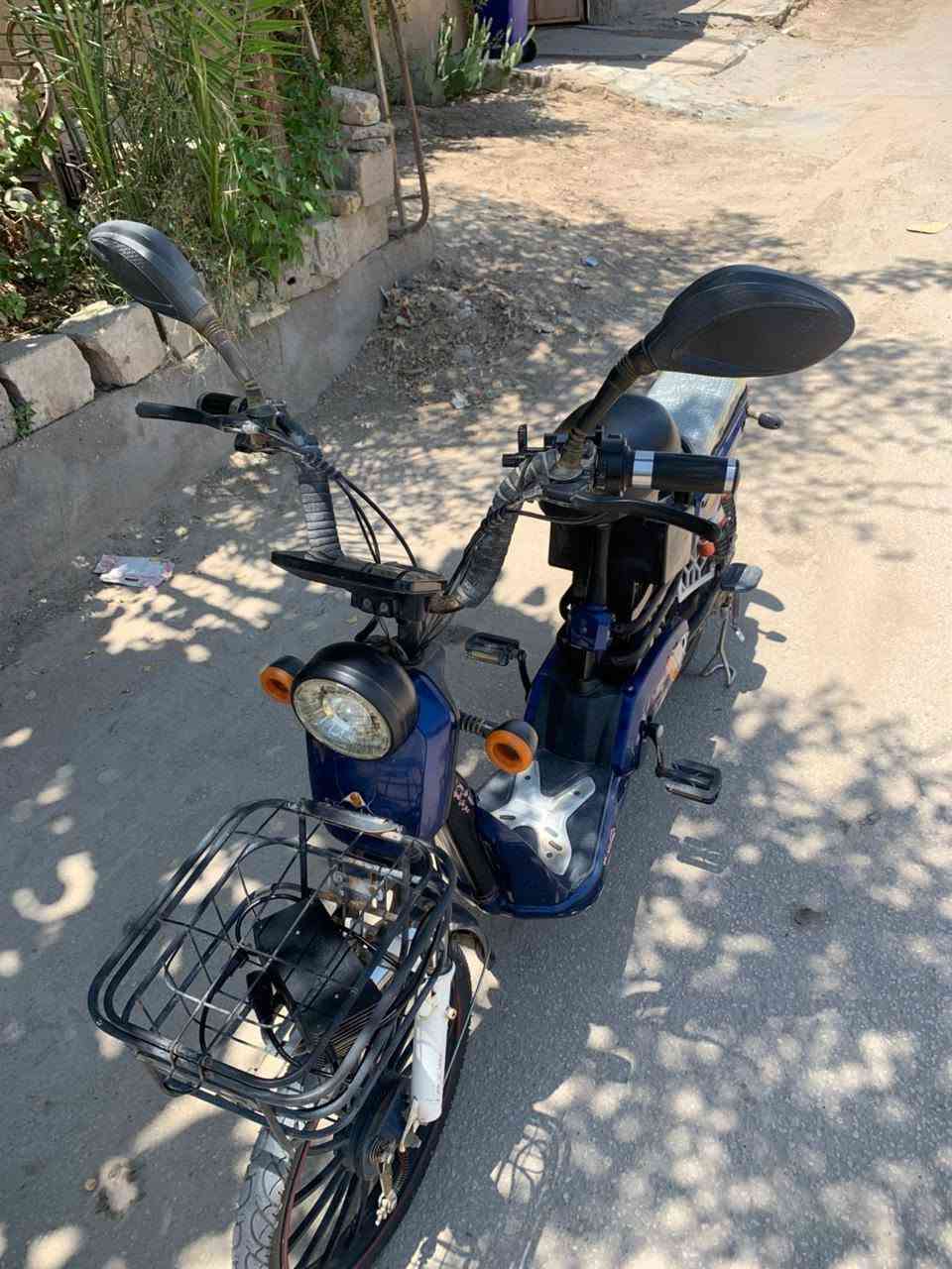 سلام عليكم بايسكل شحن للبيع حجم 20
بايسكل بطاريات 18 امبير نسختين سويج وتشغيل بل ريمون بايسكل كلة شغال من اشاير تايرات جدد بايسكل بريكات امامي خلفي بايسكل كلة جديد مابي اي نقص سعر البايسكل 300 وبي مجال المكان بابل محاويل الاستفسار على الرقم *********** الرقم بي واتساب
