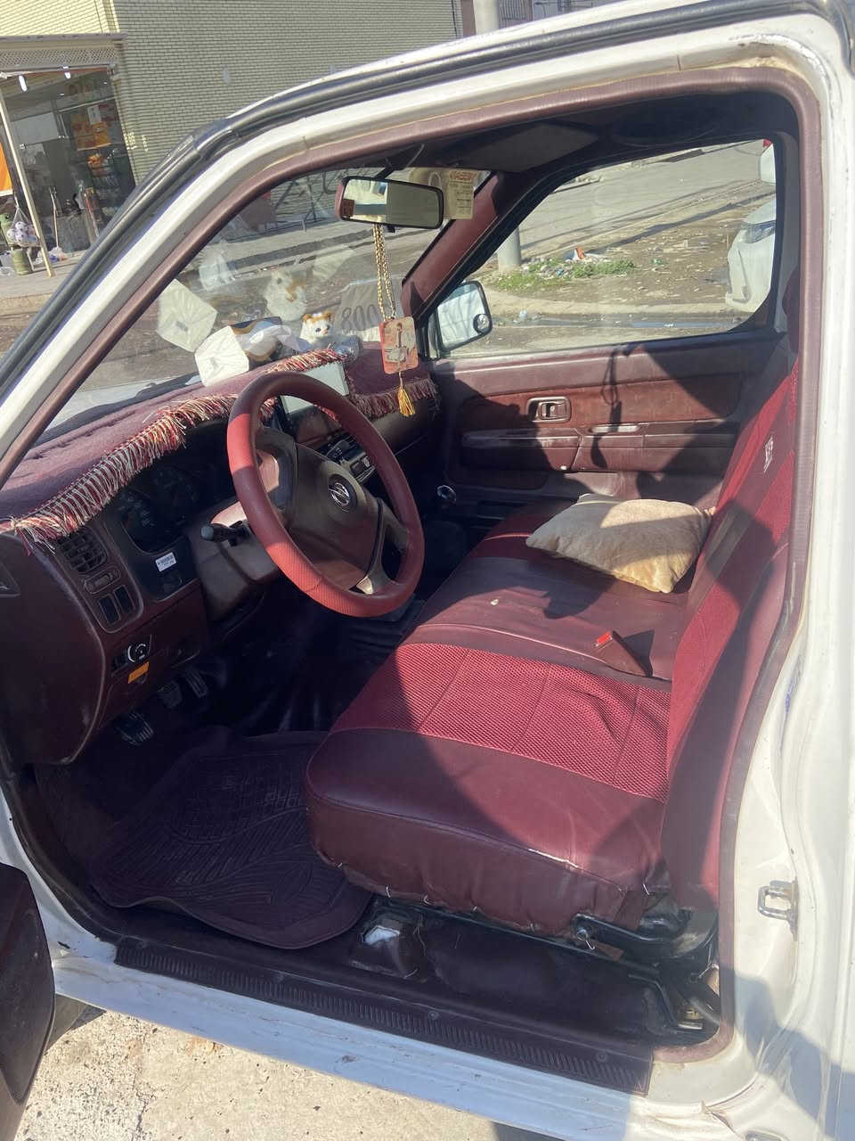 پيكاب نيسان ٢٠٠٨غازو به نزين به س بؤنيت سبوغه  جي جي كارتي هه يه ره قه مو سه نه وي هه موي نوييه به ناوي خؤمه  كرو مه كينه ي به شه رت ***********
