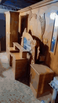 غرفه ام 6 بوب اخت الجديده للبيع السعر 550 وبيه مجال وبوفيه صاج ثقيل 3 بوب ب 80 الف مكان زعفرانيه ***********
