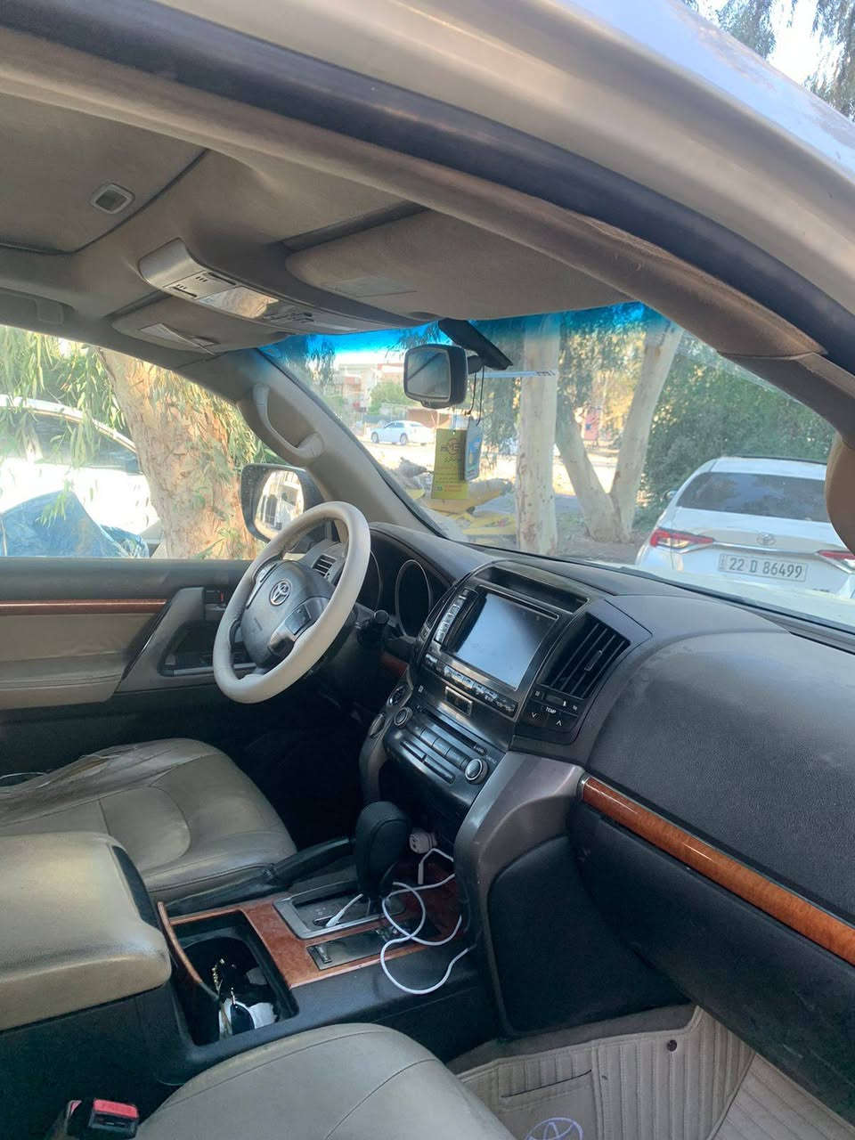 سلام عليكم للبيع جكسارة موديل ٢٠١٠ فول فول مواصفات محرك لكزز  v8
سعر ٢٣٥  وبيه مجال قليل  
سبغ عام  گير و محرك،  تحويل شرط  
مكان اربيل 
***********
