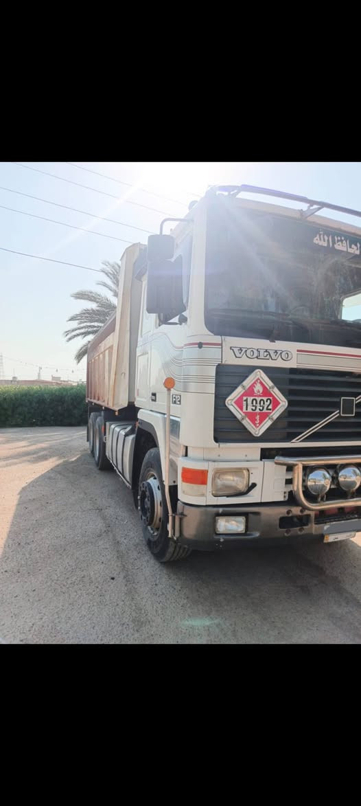 فالفو موديل 92 مكفول محرك وكير ومجموعه وشاصي تحويل سياره جاهزه من كلشي السعر 220 وبيهه مجال للإتصال ***********
