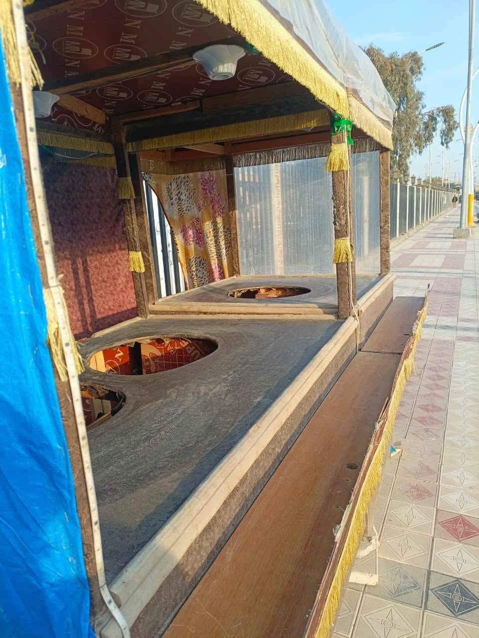 عرباين ثنين البيع
وحده طوله 
2متر عرض
ارتفاع 2 متر 
عرض 1متر 
الثانيه 
ارتفاع 2 متر 
طول 1متر 
عرض 1متر 
ناصرية قضاء البطحاء 
***********
