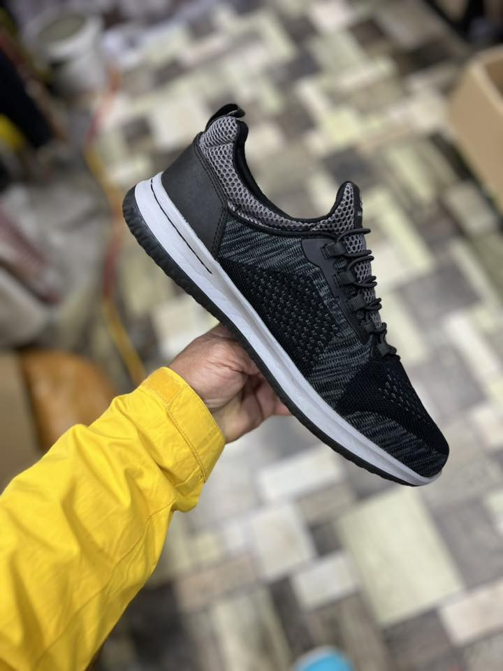 سكجرز
بالة اصلي
قياس 42
توصيل جميع محافظات 
واتساب
***********
