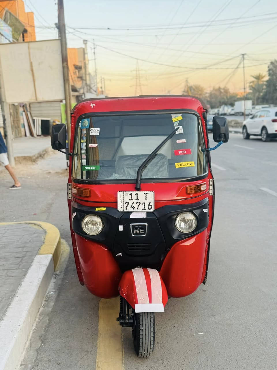 تكتك للبيع مديل 2022 بيهه ضربه جوه لبك لايت معمره سعرهه 8600 وبيهه مجال بصيط *********** مكاني بغداد شعب
