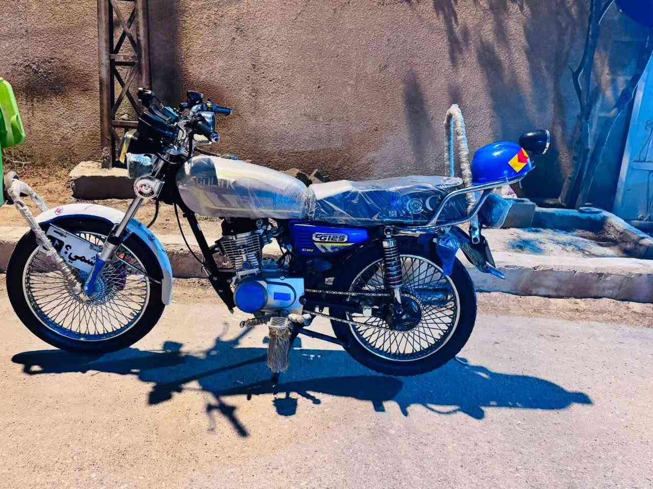 دراجه تايكر للبيع موديل 24 دراجه زيرو كلشي شغال اوراق كامله 650 و بيهه مجال رقم لل اتصال ***********
