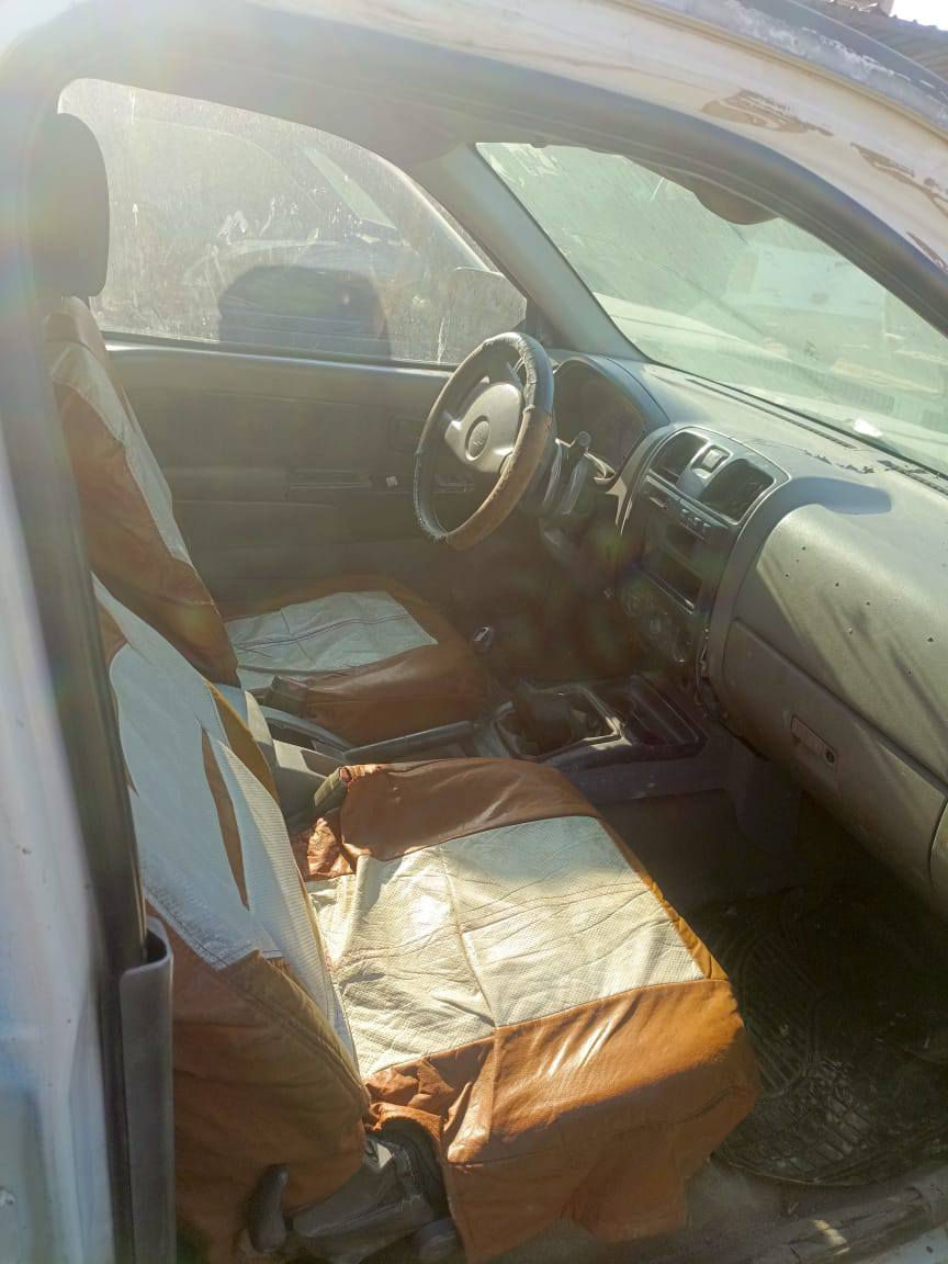 السلام عليكم شوفر لوف عدد 2 مزاد وزارة  داخليه مديل 2005 مكينه وكير بلاد  شغالات  6سلندر بصحه جيده الكشر عوزه تلحيضات مكان بغداد مدينة الصدر هاتف ***********السعر الوحده 35بيها مجال
