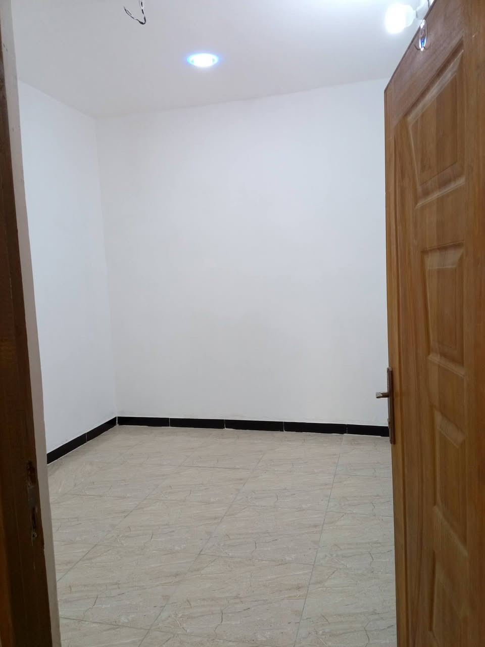 بيت للبيع مساحه 50متر طابق واحد فرع مقابل مكتب حميد العويني ‏‪***********‬‏
