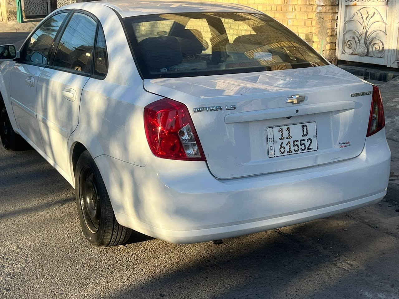 السلام عليكم اوبترا موديل ٢٠١١ تحويل مباشر رقم بغداد سيارة بيها جاملغ أمامي صبغ وهلال خلفي وبيها بارد جوة التريشة مال باب السائق نقص كمبريسر تبريد والباقي جاهزة السعر ٧٧ مكاني بغداد اتصال على الرقم ***********
