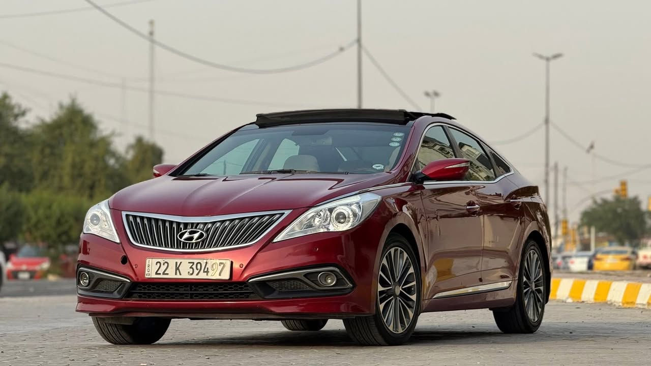 السلام عليكم 

للبيع فقط ازيرا موديل ١٤ خليجي محرك 3000 دوش كير محرك كفاله فوول مواصفات VIp 
بردات ابلاديه 
سايد ابريك كهرباء
مثبت سرعه
كشنات كهرباء 
خزن ميموري 
وبعد بيهه هواي مواصفات ال VIpمعروف مواصفاته السعر 147 وبيه مجال 

السياره كلش حلوه وجديده 
السونار موجود بالمنشور 

مكان السياره واسط الصويره 

***********اتصل وتدلل
