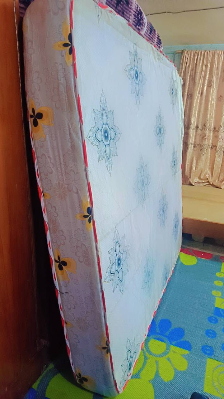 جربايه صاج مع مستخدمه 95 ودوشك60 جربايه طابقين 70 جربايه الاخيره عدد2 ب10


**إذا كنت صاحب هذا الإعلان وتريد حذفه لأي سبب، رجاءا أرسل رسالة إلى الدعم الفني**