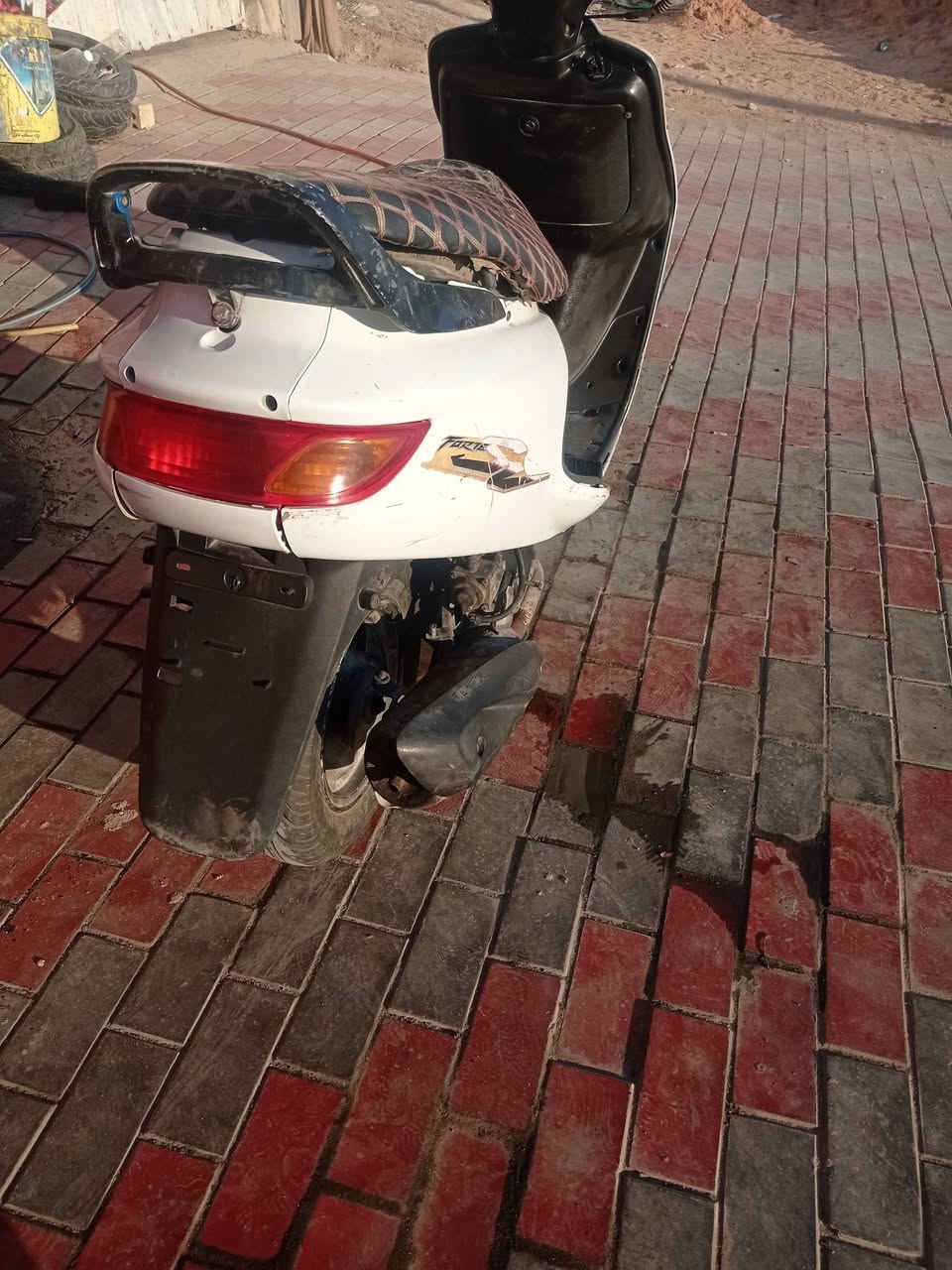 دراجة فراشه اي نقص ما بيه نكرة سلف هندر شغال كهربائيات كلها شغاله لايت هورن اشاير كلة شغال
مكينة ناعمة كلش ما مفتوحة دراجة بلادية سعر. 550 وبيه. مجال شراي يتصل ***********
كربلاء حي الوفاء
