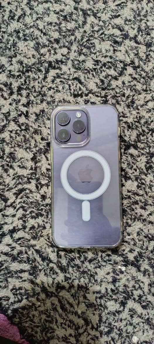 سلام عليكم ايفون 14 برو ماكس سعر مليون وبي مجال  جهاز مكفول من مكلشي شرط ضمال سبوع اذا بي شي يرجع واني بخدمتك جهاز يخبل فول بطاريه 87 ميصرف ابد جهاز يخبر مكاني بغداد وشراي هاذه رقمي ***********/***********
