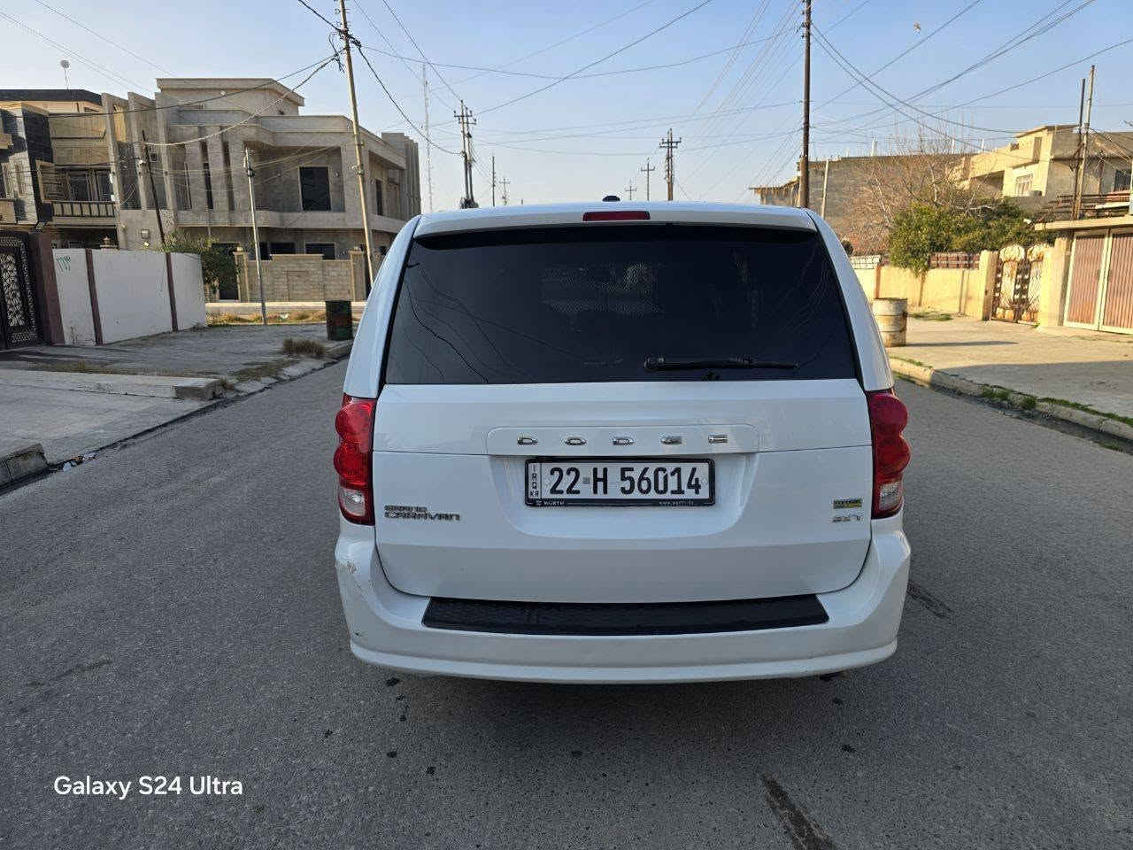 بيع مستعجل 138$
اقرء المنشور زين وبعدين اتصل 
للبيع نقدآ بدون مراوس بدون اقساط 
دوج كرفان sxt موديل 2017 وارد امريكي 
ماشية 105 ألف ميل 
محرك 6سلندر حجم 3600 كير اوتوماتيك شرط المحرك والكير 
رقم اربيل دولي  بأسمي شرط التحويل 
فول مواصفات
كشنات  سياحي جلد 
شاشه كامره تحكمات شاشة بلسقف 
كشن كهرباء ثلاث قطع تبريد 
ابواب كهرباء ابواب شفط صندوق كهرب 
تحكمات ستيرن كروز سرعه انظمه قياده
وبعد بيها مواصفات
🚫صبغ ٤قطع جاملغات امامي وباب سايق وجاملغ خلفي يسار
بيها  دواخل شواصي امامي صبغ مسافة شبر  مرفوق صور الحادث والسونار مع الصور 
سيارة جاهزه ونظيفة 
موصل الايسر 
***********
***********
