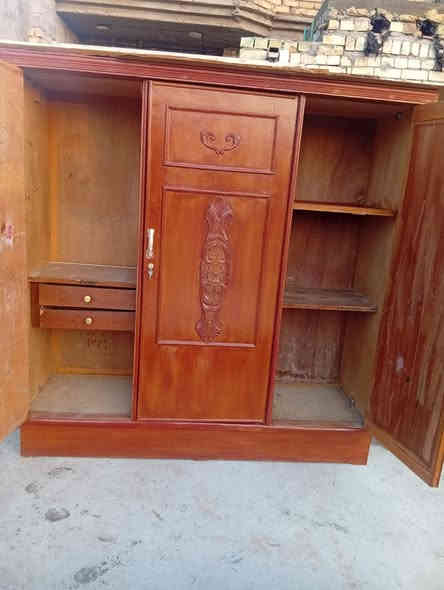 السعر 170 الف فقط 😱😱😱
كنتور صاج ٣ ابواب 

صاج داخل خارج تكمةةةة نضيف 

العنوان المحمودية حي العسكري قرب الحمداني 

للحجز السريع ***********
