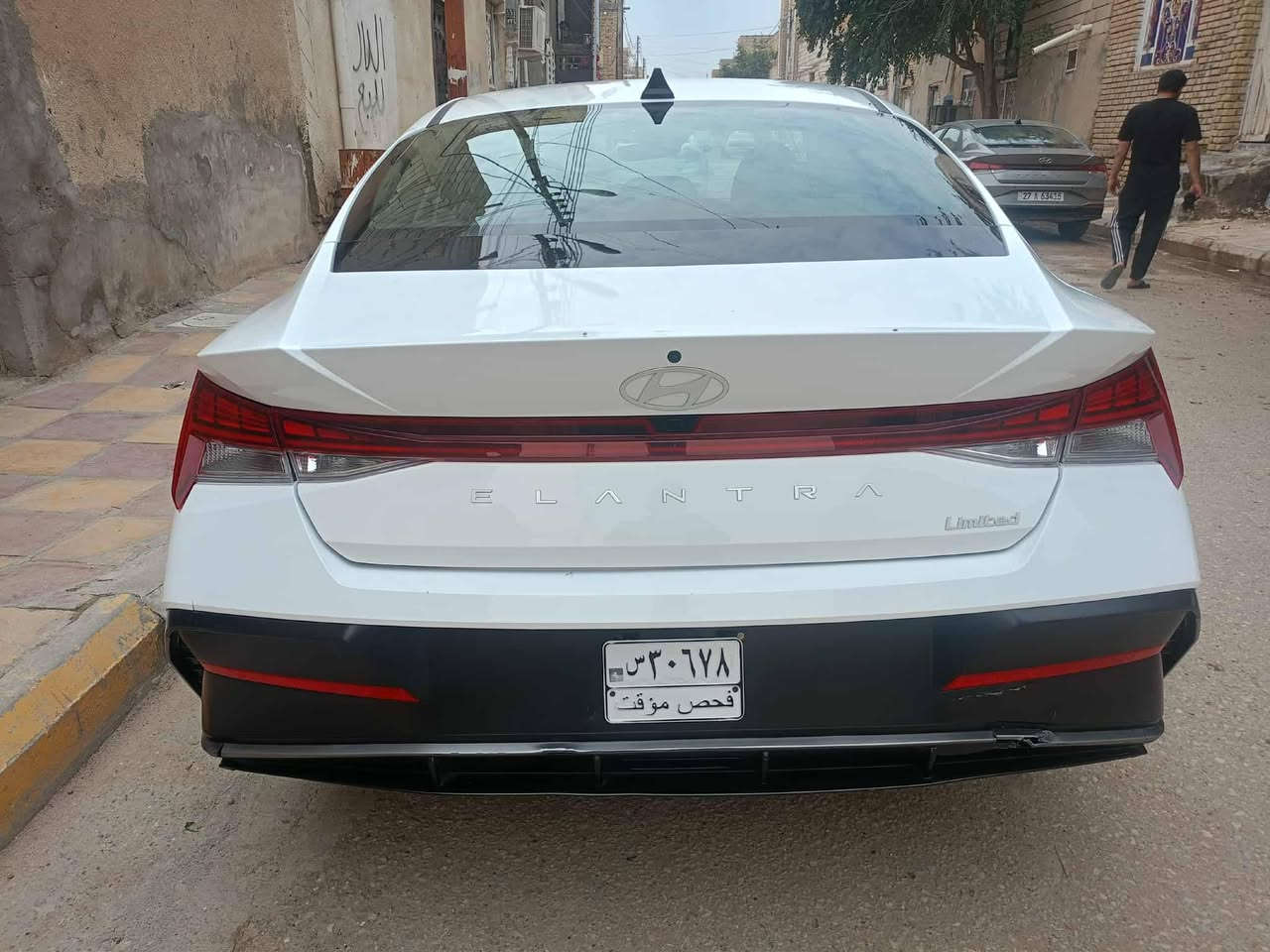 ألنترا موديل 2025 وارد امريكي  (حادث  بجم بيه  طرف  شاصي واحد فقط والبنيد امبدل نفس لون ماشيه 9000)))
المواصفات.......
فتحه سقف اسلايت 
بصمه تشغيل 
بصمه ابواب 
تشغيل عن بعد 
رادار أمامي 

لد داخلي  على طول الدشبول متعدت الالوان 
كشن مخمل

كشن تدفئه

شحن لاسلكي

رادار جانبي 

رادار امامي 

ويل كب كروم بلادي 

تحديد مسار 

مثبت سرعه 

وقوف ذاتي 

مانع اصتدام

شاشه ثلاث انظمه (سمارت - نورمال - سبورت )

شاشه دجتال  متصله 

محرك 2000دوش

السياره نضيفه بشكل

حساسات امامي

حساسات خلف

السعر 160 وبيهه مجال 

كتاب شهداء دخول جديد 
للاستفسار***********
