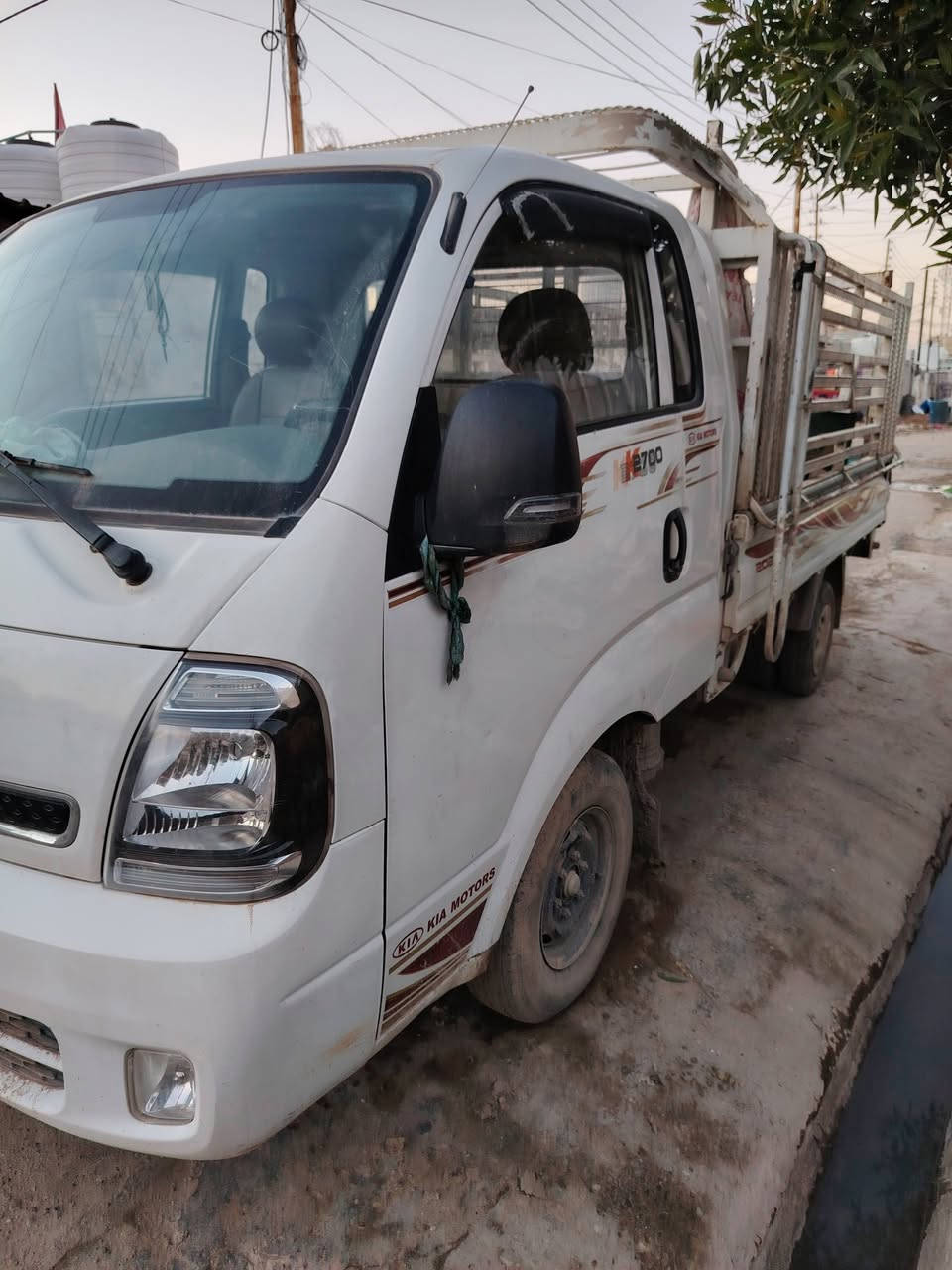 للبيع كيا حمل موديل 20
***********
