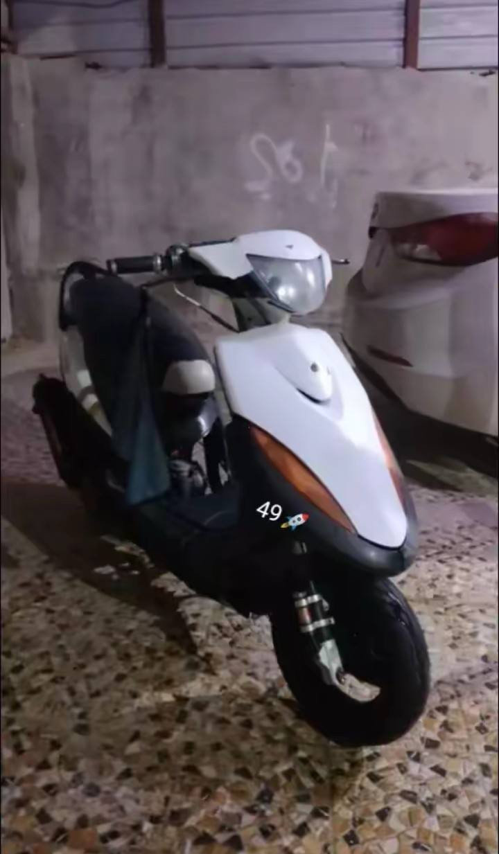 سلام عليكم دراجه ماكس بوشه 55دراجه حلوه ونضيفه دراجه عوزه بس قبق هندرسعر350وبيه مجال .هاذه رقمي***********
