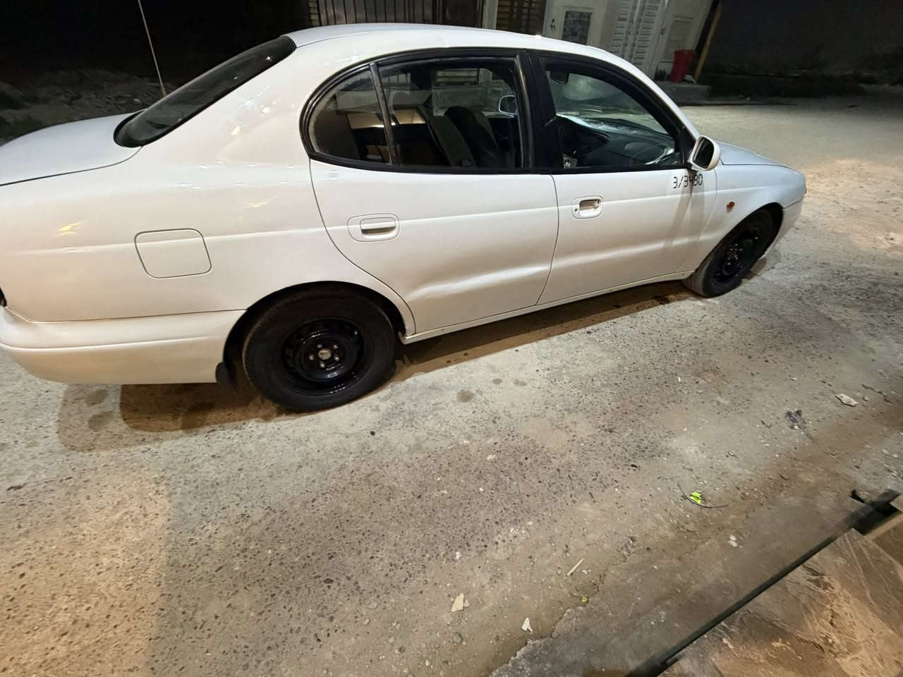 سلام عليكم 
دايو لكنزا موديل 2001 
رقم بغداد باسمي تحويل ثاني يوم 
هزة ورقم جديد 
تبريد صدر تايرات جديد 
السعر 40 ورقة 
*********** 
العنوان بغداد دورة
