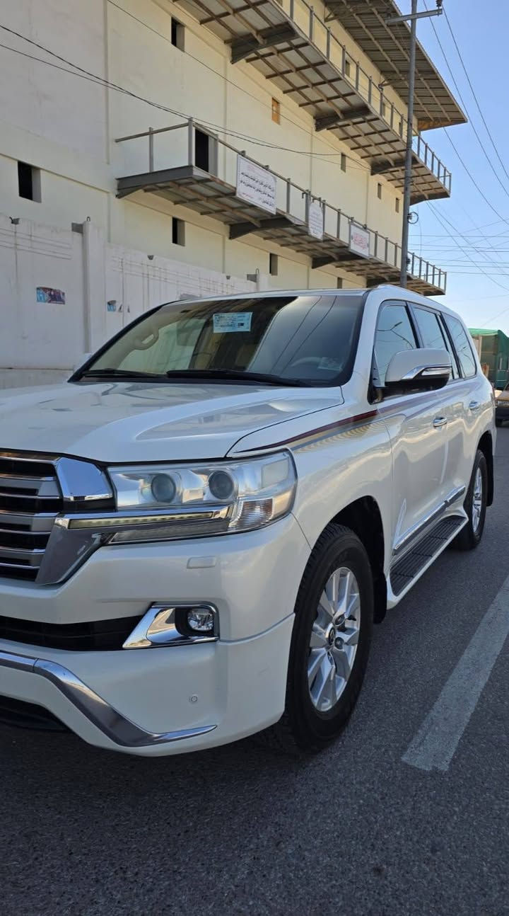 السلام عليكم ورحمة الله وبركاته
لاندروكز للبيع
موديل 2016
فطيم 
كفاله عامه
رقم بغداد الجديد
ماشيه 75
تحويل مباشر
مكاني كربلاء
كفاله عامه
السعر اتصل
***********
