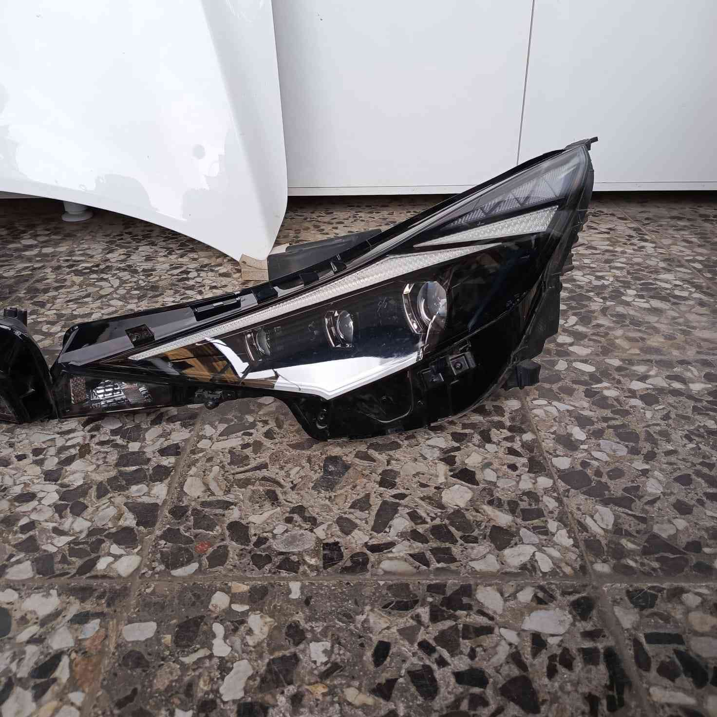 ✨بمناسبة افتتاح مجمع الحمداني لبيع قطع الغيار الكورية والوارد الامريكي نعلن عن توفير خصم 10%
وتوصيل مجاني 
لجميع أنواع السيارات ✨ ولمدة أسبوع 
 نوفرلك كل ما تحتاجه من الأدوات الاحتياطية لكبرى السيارات الكورية والأمريكية، وبجودة مضمونة 💯
🚘 السيارات المتوفر قطعها حالياً:
سنتافي • النترا • سوناتا • توسان
سورينتو • سيراتو • أوبتيما • كي ريو
📆 الموديلات المتوفرة: من 2012 ولغاية 2022
✅ نوفر:
مكائن • گيرات • دعاميات • أذرع • دبلات
رادياتيرات  • كمبريسرات تبريد
شمعات أمامية وخلفية • صدامات • هوبات
وكل ما يخص الميكانيك والبدن والكهربائيات
⚙️ قطع أصلية / نظيفة / مفحوصة وجاهزة للتركيب
🚚 خدمة شحن وتوصيل لجميع المحافظات
🤝 ثقة + مصداقية + أسعار مناسبة للجميع
📞 للطلب والاستفسار:
***********
العنوان النجف حي الصناعي قرب جامعة الكوفه
