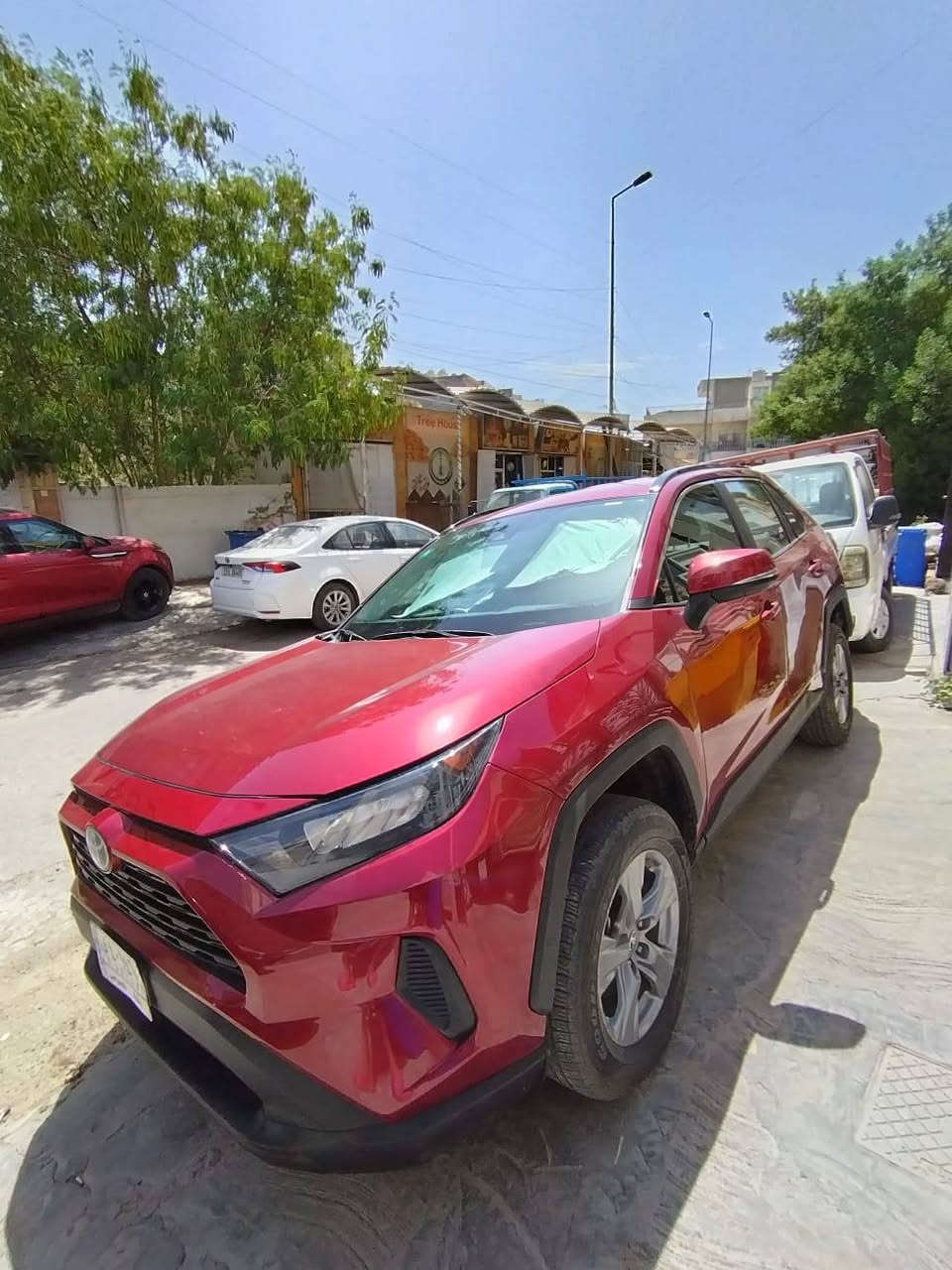 راف فور هايبرد LE 2022 وارد ضربتها باب السائق السعر 28500 $ َبيها مجال بسيط
2T3MWRFV8NW137729
بغداد اليرموك ***********  بيه واتساب
