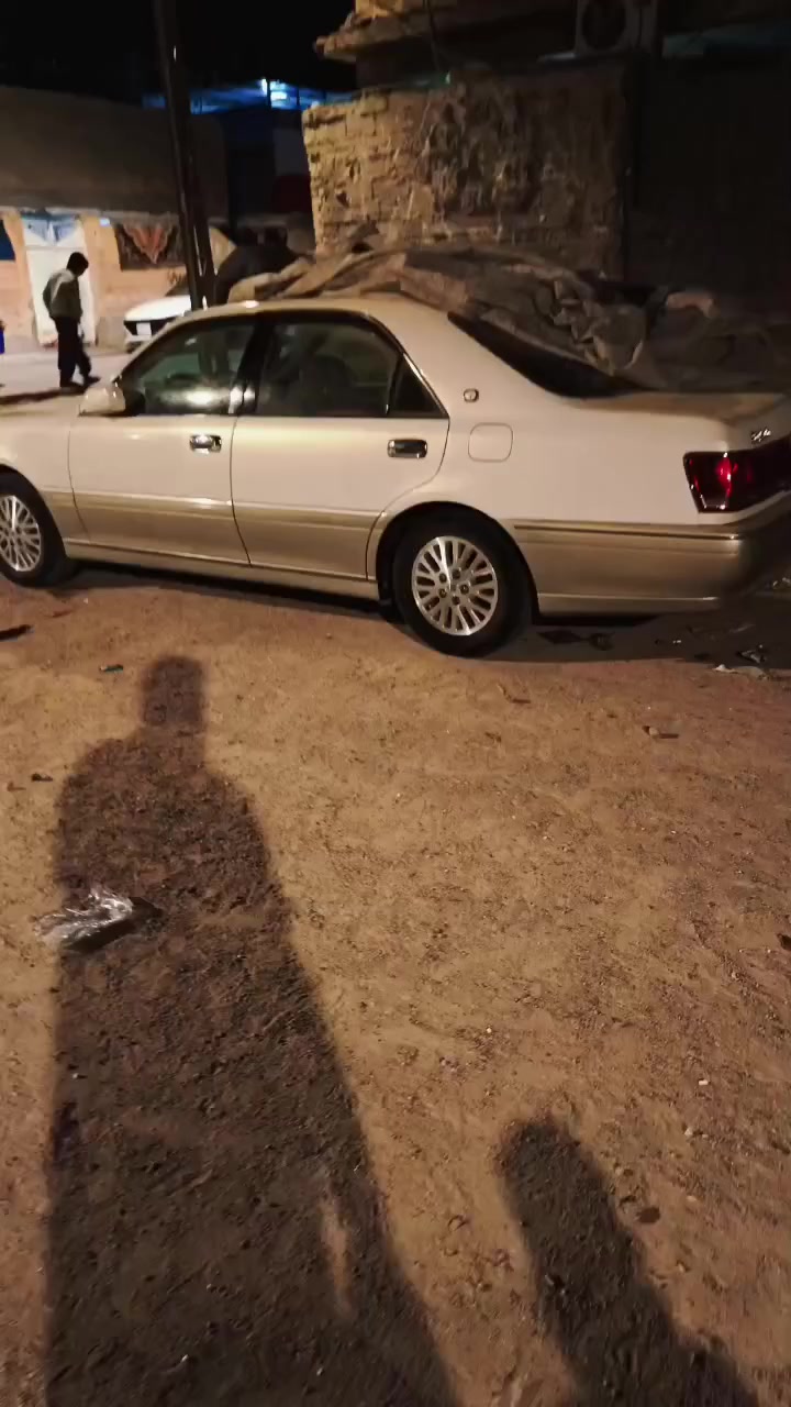 ملكه جديده تحوير بصره كفاله عامه  من صبق وكص وسرقه
دكمتين كرستال اصل ديفور الزغير 
ويل نجمه شاد الهه 
***********
