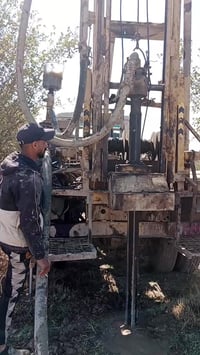 حفر ابار الرتوازيه وتعبيرات الشارع وتجفيف المنهولات  07838046997  0783...