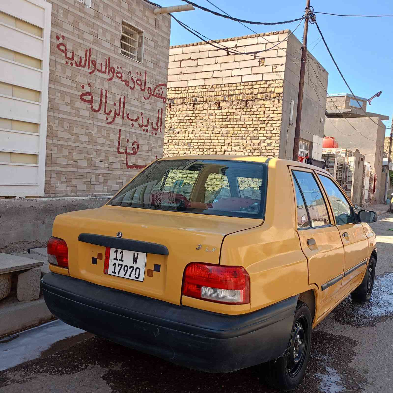 السلام عليكم
للبيع سايبه موديل 15 جاهزه مكينه كير مكفولات تخم تاير حداديه دواخل كله جديد شواصي نعمه من الله سياره مال جناي وناعمه ترايها ناعم لايت بك لايت جديد سياره جاهزة 
كهربائيات كله شغاله مسجل وسماعات جدد ضربتها جاملغ الخلفي جه السايق سياره رقم انكليزي بغداد مصفره هيئه وغرامه سنويه لل27 راعيها موجود مداور الشراي يدلل 

العنوان الديوانية الاسكان مقابل المعهد الفني 
السعر 25 وبيها مجال
الرقم *********** واني خادم

