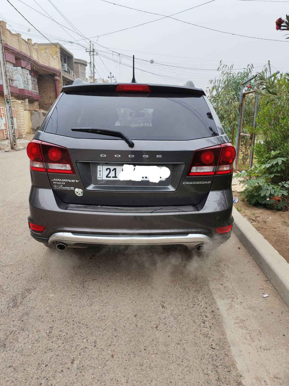 جورني 2016 كروس رود باسمي هزه و سنويه جديده ربع باب صبغ و جاملغ و بنيد مفتوحات
محرك v6
7 راكب
3قطع تبريد

كراسي جلد
تحكمات استيرن
بصمه تشغيل
بصمه ابواب 
تشغيل عن بعد
السعر 142
مكاني بغداد
***********
ماعندي صوره الحادث
