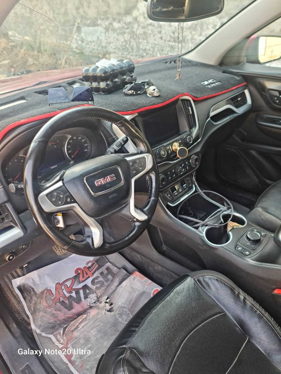 السلام عليكم جمسي تيران موديل 19 رقم بغداد باسمي..
محرك 1500 تيربو          فئه slt 
مري قلاب 
اشاير بلمري 
خزن مومري كشنات 
كشنات تدفئه 
ستيرن تدفئه 
تحكم كامل 
تحديد مسار 
قياده ذاتيه 
شاشه اعطال
تبريد قطعتين امامي خلفي 
كراسي كهرباء 
جنطه كهرباء 
اوامر صوتيه 
مانع انزلاق 
تخم تاير جديد 
شاشه ابل كار بلي 
نظام منحدرات 
وبعد بيه مواصفات 

السعر 150 وبيه مجال 

صور الحادث موجود بلصور 
العنوان كربلاء المقدسة طويريج 
***********
