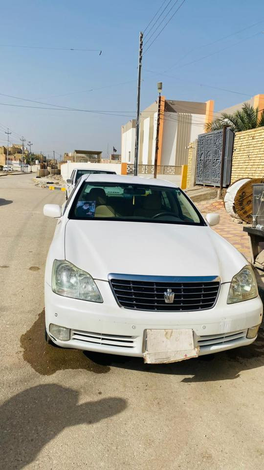 للبيع شاهينه أدوات گصتين دخول جديد السيارة ماناقصه شي مكينه كير حداديه تخم تاير كفاله 
مكان الناصريه  
السعر ٣٦وبيه مجال قليل كلش كلش
***********
