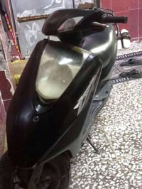 لبيع دراجه كفاله عامه دراجه نازله من الرمبه صارلهة شهر السعر450  للستف...