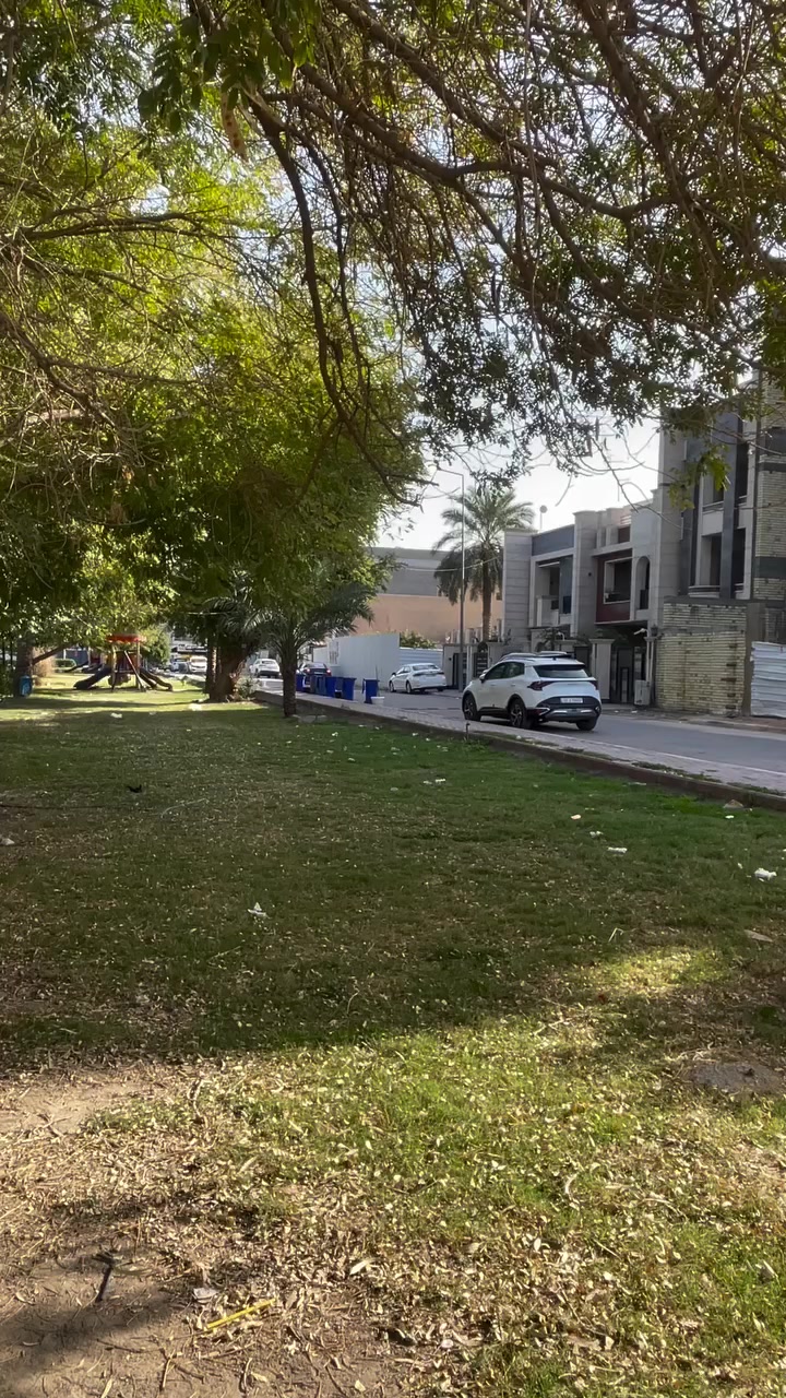 للبيع
قطعة ارض في حي القادسية محلة 604 

المساحة 200 متر مربع 

الواجهة 6.50 متر 

🔴يوجد تشجير كبير مقابل قطعة الارض 

للأستفسار عن التفاصيل الأخرى يرجى الأتصال 

***********

🔴نستقبل كافة عقاراتكم ضمن منطقة القادسية

شركة علي شوقي للأستثمار و التطوير العقاري
الموقع المنصور - ساحة ابو جعفر بناية امازون الطابق الاول

#العقاري_علي_شوقي #fyp #viral #عقارات #العراق
