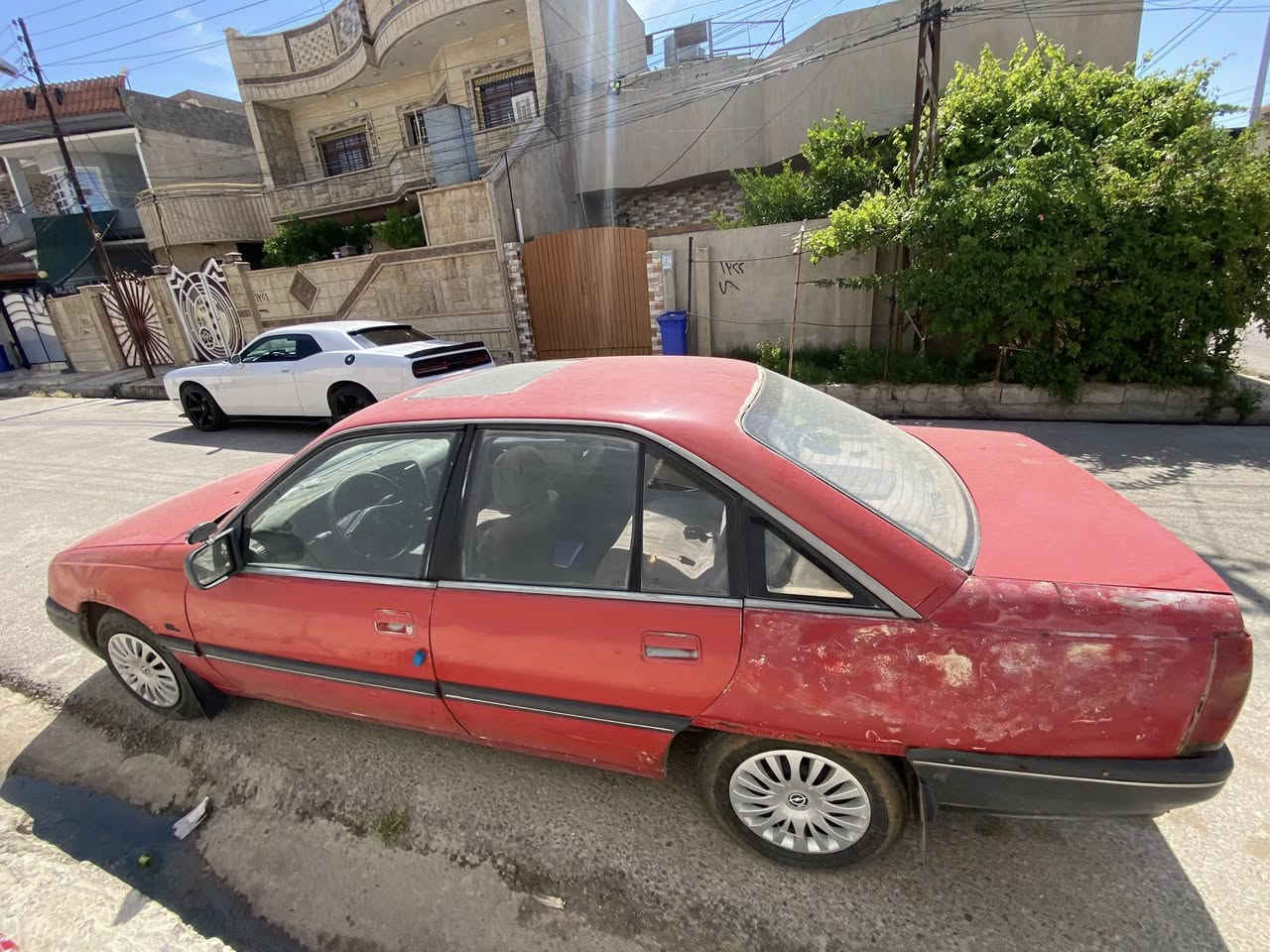 اوميكا جنطه ٢٠ كير عادي بدون صبغ وبدون تقحيل السياره مال تخزين اول مره يتبدل صدرها على ايدي كير شرط مكينا معرف شبيها مع العلم قبل ٥اشهر بدلت سلندر السياره ماتشتغل شرط التحويل صاحبها بكركوك فقط تحويل السياره حلوة ومضبوطه اكسل جديد مبدله نوزل مو كابريتر ايرفلو جديد مبدله السياره متعوب عليها سعر ١٥وبي مجال للطيبين وترهم مراوس 
***********
