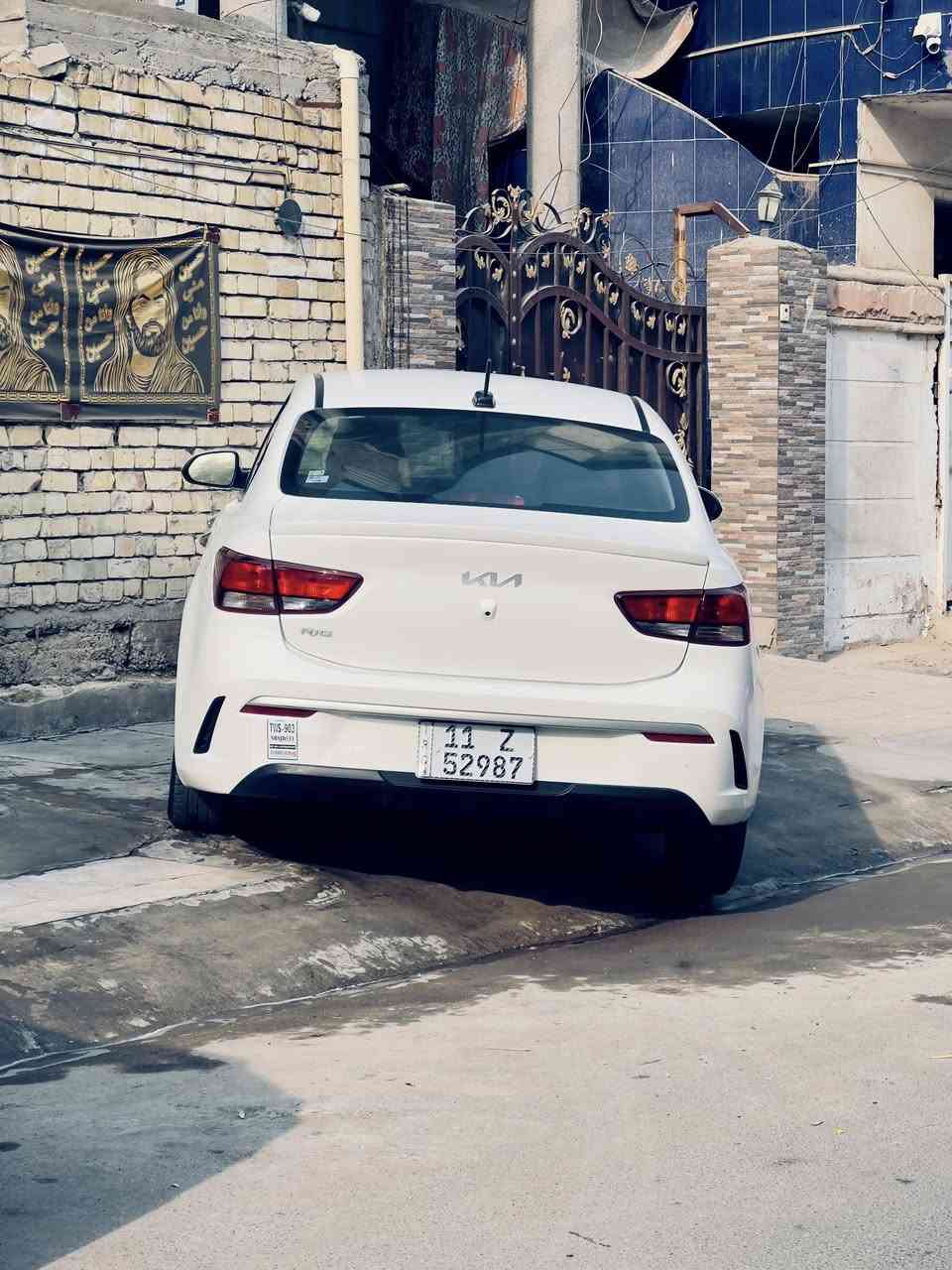 ما شاء الله
23 وارد مكسيك محرك 1600 دوش / بصمة /تحكمات استيرن / رادار / توقف ذاتي / يدات نيكل . تعتبر الفول مال الريو 
الضربه ما واصلة للراديتر / ايرباكات سليمة 
سيارة جاهزة من كلشي استخدام شخصي وسيارة ماشاء الله اقتصادية بشكل والحمد لله .معلومة مهمة انا شخصياً مستوردها يعني ولا اي شي تجاري ولا تبديل 
السعر 130 وبي مجال للشراي السعر كان اكثر عليه 
اذا متفيدك اعبر المنشور
والشراي يخابر وماي العيون اله ❤️

سيارة بسمي و رقمها بغداد 
مكاني بغداد الحرية 
واتساب موجود ***********
